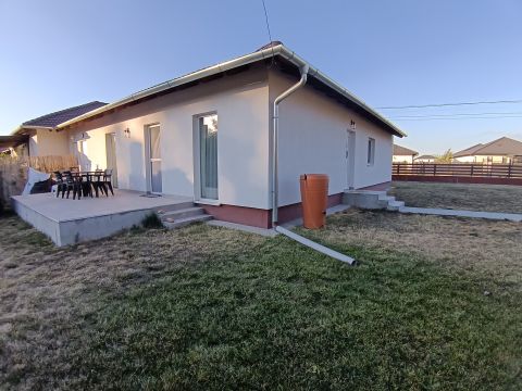 Eladó Ház 2336 Dunavarsány 