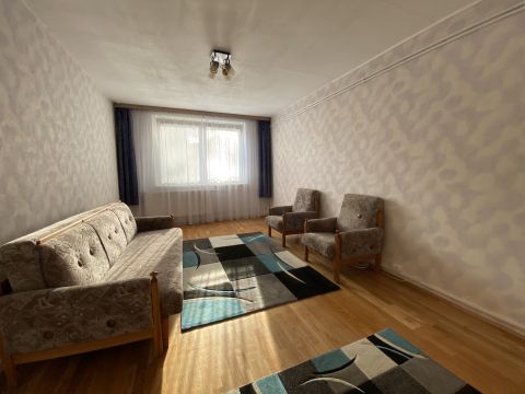Kiadó Lakás 9400 Sopron , Jerevánon Ibolya tónál kiadó lakás!