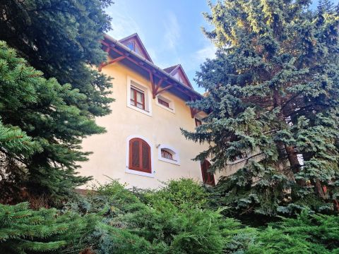 Eladó Lakás 8624 Balatonszárszó 