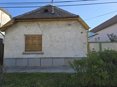 Eladó Ház 1238 Budapest 23. kerület , Fedák Sári Színház