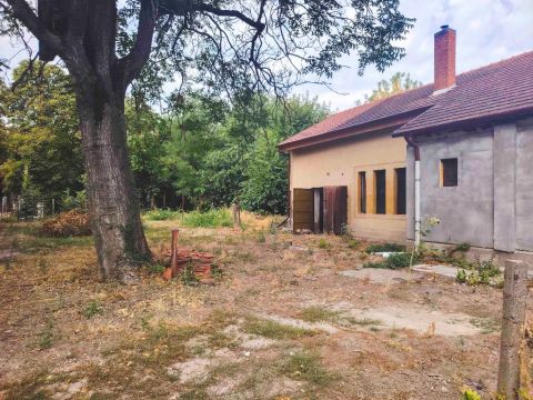 Eladó Ház 8127 Aba 8127 Aba, Jó infrastruktúra