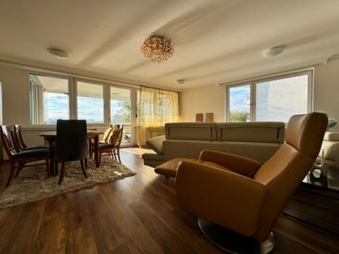 Kiadó Lakás 1095 Budapest 9. kerület Duna Pest Rezidenciában, dunai panorámás, 2 teraszos, lakás