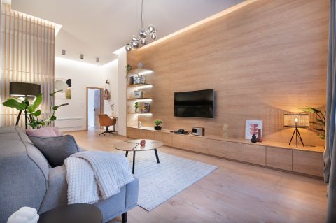 Eladó Lakás 1074 Budapest 7. kerület , A Zsinagóga közvetlen közelében, Luxus minőségben felújított
