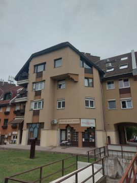 Eladó Lakás 2040 Budaörs 