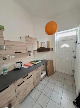 Eladó Lakás 1044 Budapest 4. kerület , Újpest központ közelében