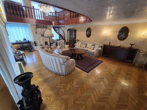 Eladó Ház 2040 Budaörs BUDAÖRS SZÍVÉBEN