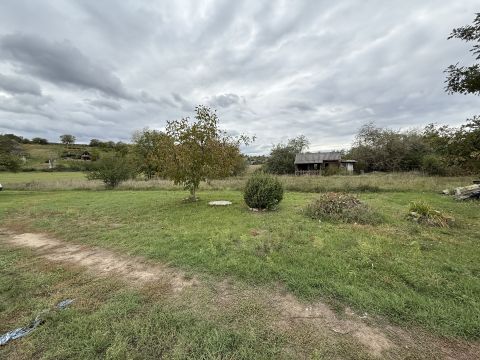 Eladó Telek 2536 Nyergesújfalu 