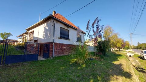 Eladó Ház 7213 Szakcs 