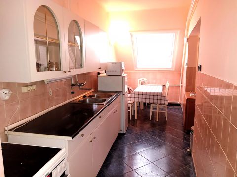 Kiadó Lakás 4029 Debrecen , Debrecen belvárosában, a Fórum közelében