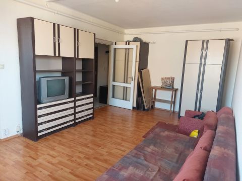 Eladó Lakás 1048 Budapest 4. kerület 