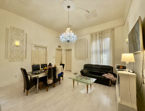 Eladó Lakás 1053 Budapest 5. kerület 