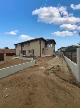 Eladó Ház 2220 Vecsés 