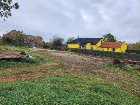 Eladó Telek 8161 Ősi , Ősi telek