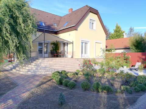 Eladó Ház 4551 Nyíregyháza , Nyíregyháza Oros