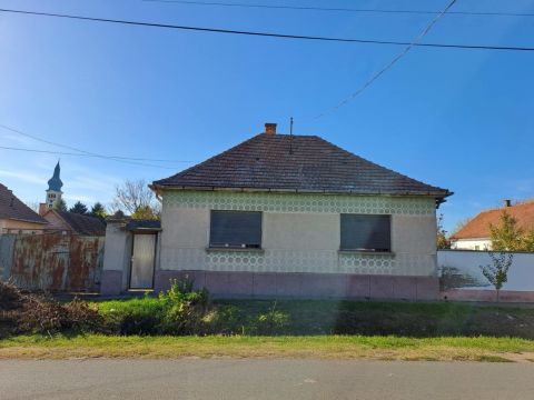 Eladó Ház 6455 Katymár , Központhoz közel