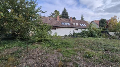 Eladó Telek 6000 Kecskemét , Belvárosi 904nm-es 50% beépíthető telek, 6 lakóegység!