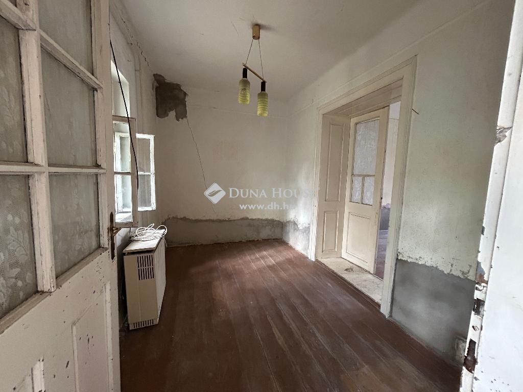 2755 Kocsér , 2755 Kocsér, Központ — 1/29