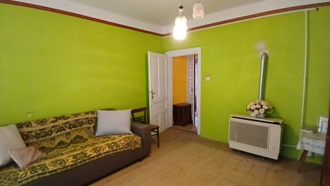 Eladó Ház 7453 Mernye , Mernye központjában, parasztház eladó!