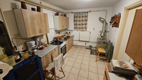 Eladó Ház 8053 Bodajk , Fő utcán mindenhez közel!