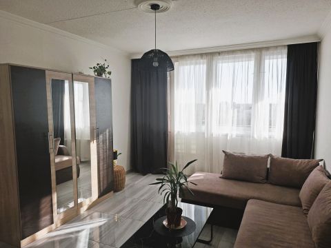 Eladó Lakás 1083 Budapest 8. kerület Corvin negyed magasemeleti panel