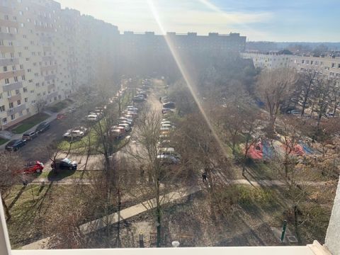 Kiadó Lakás 1119 Budapest 11. kerület Etele úton magas emeleti, csendes, nappali+hálós lakás kiadó