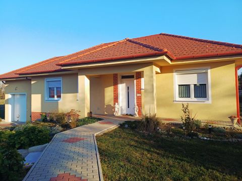 Eladó Ház 2023 Dunabogdány , Dunabogdány Bogonhátmajor!