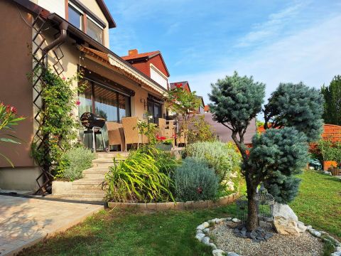 Eladó Ház 9028 Győr Szabadhegyi gyöngyszem!