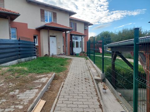 Eladó Ház 2119 Pécel 