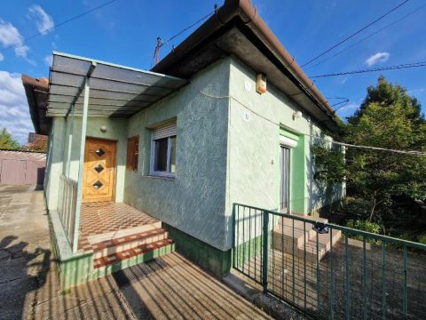 Eladó Ház 2360 Gyál , 2360 Gyál, Városközpont