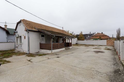 Eladó Ház 9025 Győr , Liget utca közelében