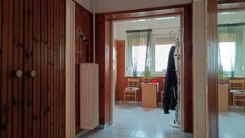 Eladó Ház 2750 Nagykőrös , Gondosan épített ház Nagykőrös szívében