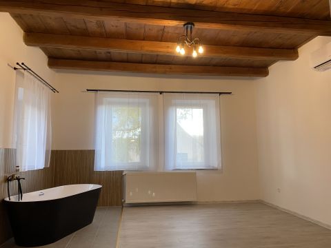 Eladó Ház 8089 Vértesacsa 