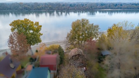 Eladó Telek 2120 Dunakeszi , Közvetlen a Dunánál