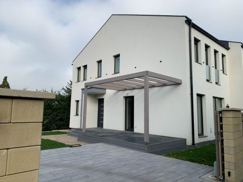 Eladó Ház 2483 Gárdony , Gárdony Központi részéhez közel