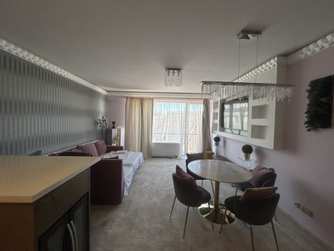 Eladó Lakás 1066 Budapest 6. kerület 