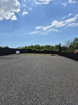 Eladó Telek 3262 Markaz , eladó telek a Markazi-tó egyik utcájában