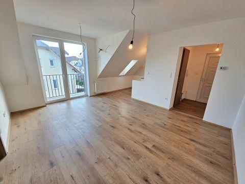 Eladó Lakás 2225 Üllő 