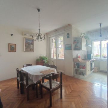 Eladó Lakás 7623 Pécs , Egyetemvárosi lakás