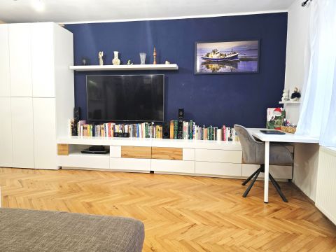 Eladó Ház 7634 Pécs Kovácstelepen családi ház tetőtér beépítési lehetőséggel