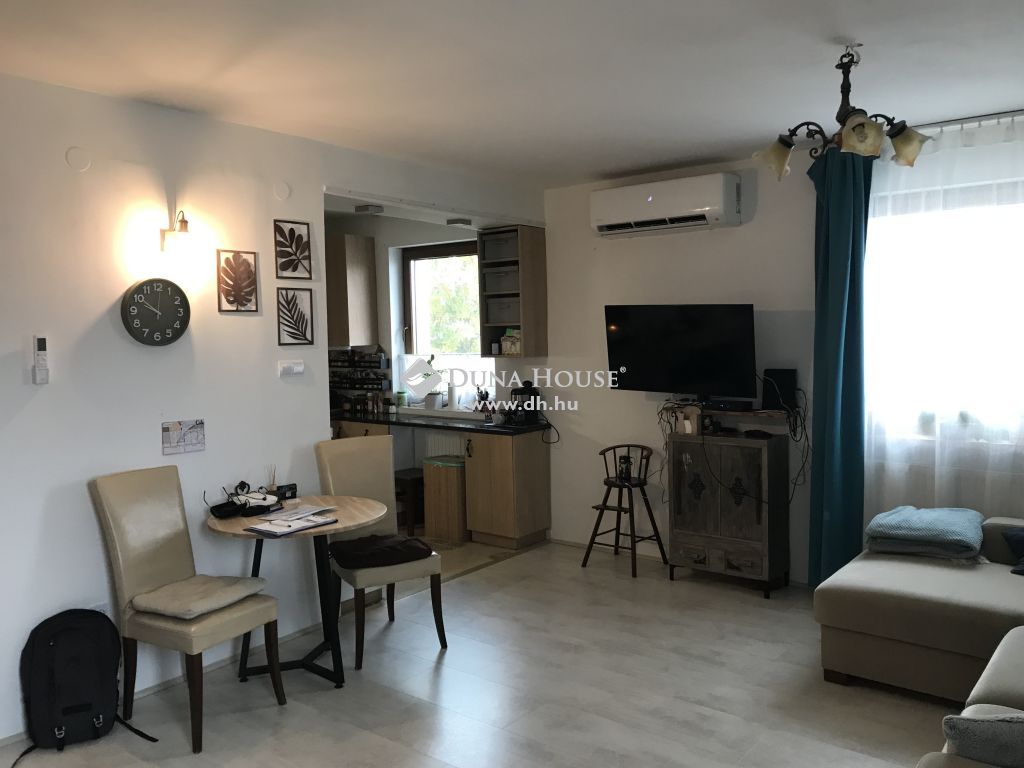 8042 Moha , központ közelében — 1/29