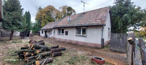 Eladó Ház 2490 Pusztaszabolcs , 2490 Pusztaszabolcs, Csendes