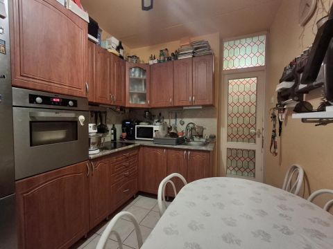 Eladó Lakás 7636 Pécs 