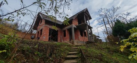 Eladó Ház 2626 Nagymaros Panoráma.Hegy.Duna