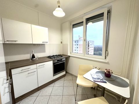 Eladó Lakás 6000 Kecskemét KECSKEMÉT Széchenyiben tóra néző ,szép lakás ELADÓ