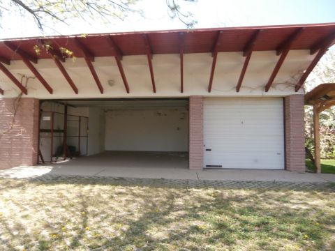 Kiadó Tároló/Raktár 2071 Páty , Közel a központhoz