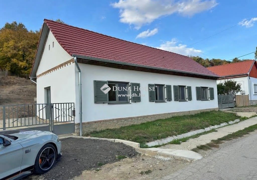 7677 Orfű — 1/9