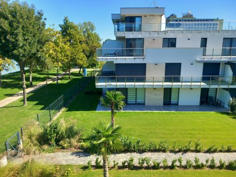 Eladó Lakás D . 3. ütem