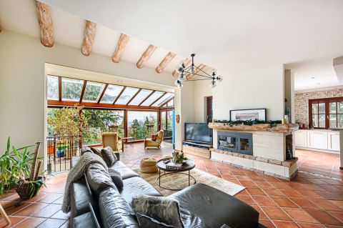 Eladó Ház 1037 Budapest 3. kerület 