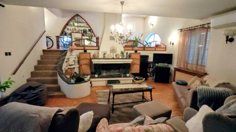 Eladó Ház 6000 Kecskemét , Vacsiköz csendes utcája.