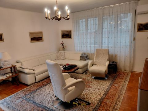 Eladó Lakás 1122 Budapest 12. kerület 